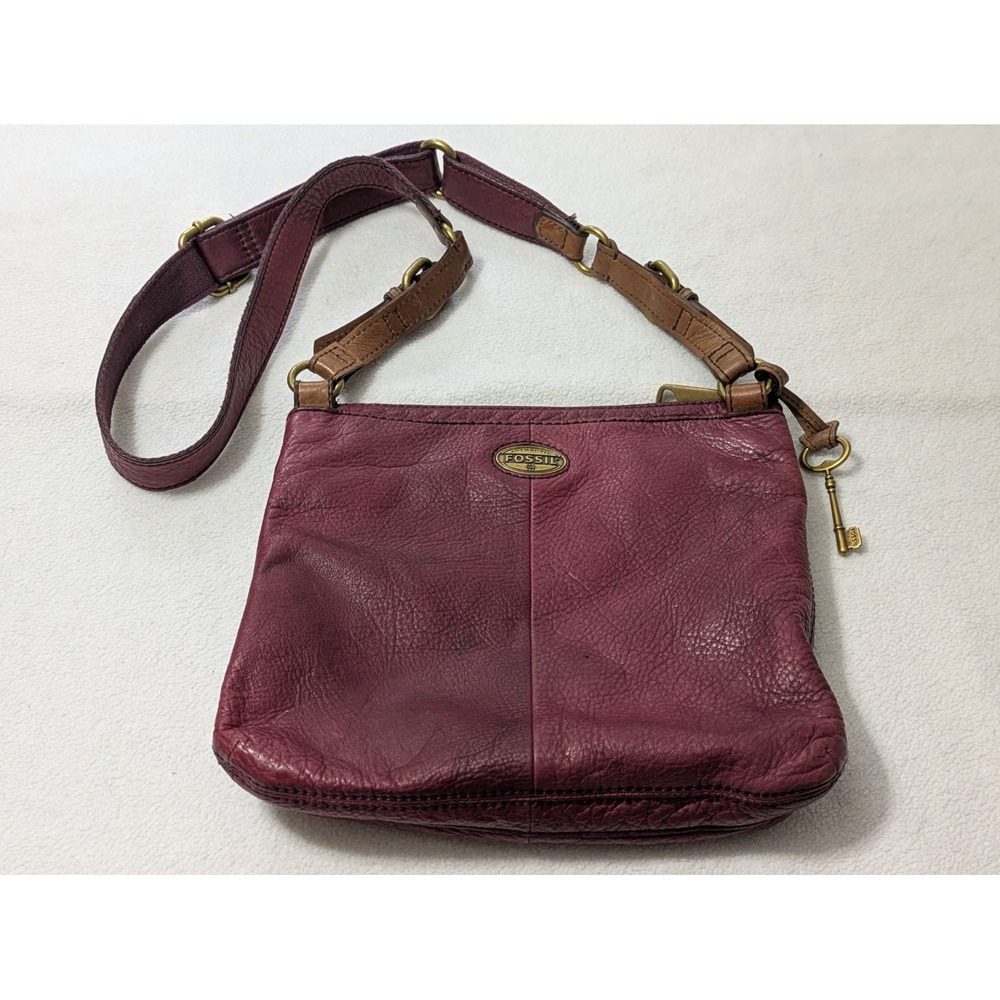 Fossil Purse Leather  Purple Crossbody/Shoulder Bag Messenger Bag/Purse